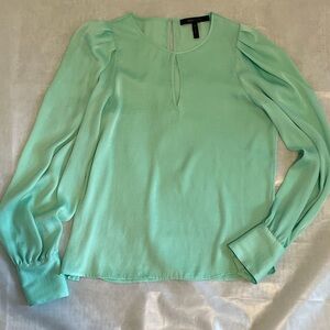 BCBGMaxAzria Silk Blend Mint Green Keyhole Blouse XS Long Sleeve Elegant Top